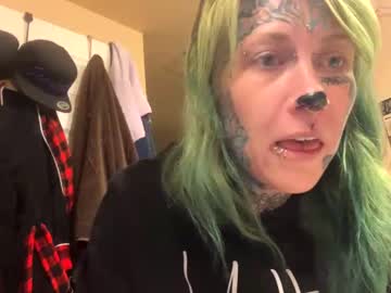 local cam girl messybedsheets image #2048391