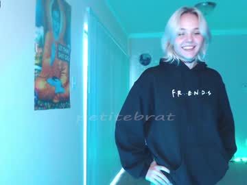 local cam girl petitebrat image #142724