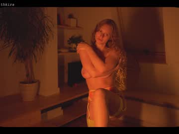 local cam girl chillwithkira image #1244400