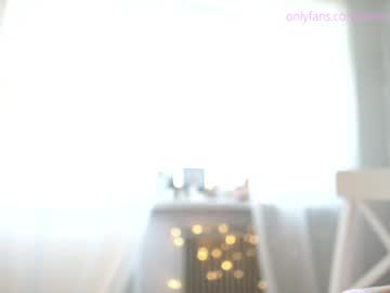 local cam girl pureangeldolores image #1881218