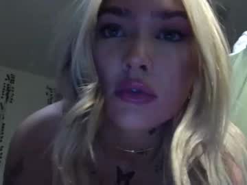local cam girl tattedblondiezoe image #2668946