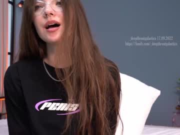 local cam girl _deepthroatgalactica image #1778476