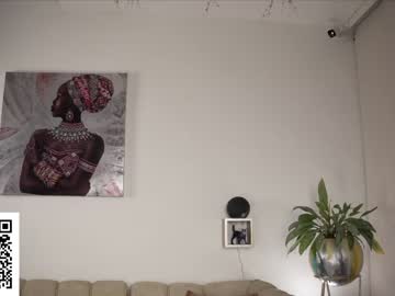 local cam girl amnie_ image #2382482