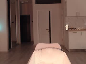 local cam girl uwuxo image #596816