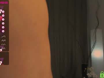 local cam girl naiamo image #2045438