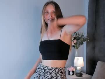 local cam girl _green_green_ image #2697359