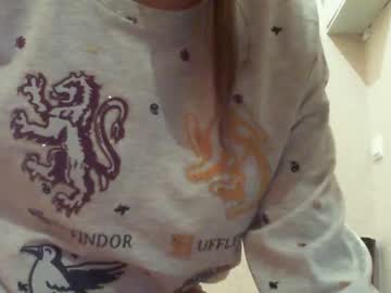 local cam girl kyliesweetyy image #527628