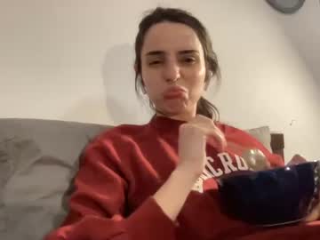 local cam girl kbarbiee69 image #880908