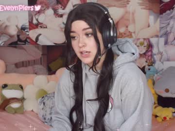 local cam girl evelynpiers image #387891