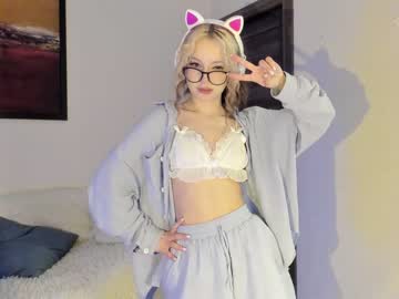 local cam girl deryubanny image #2241576