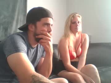 kinky_c0uple local cam