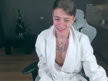 local cam man manycummers image #533485
