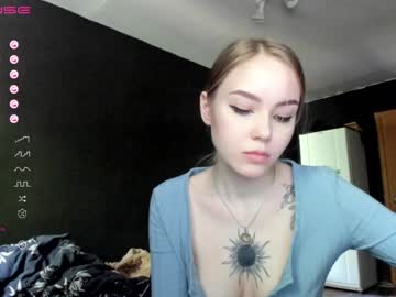 ur_sweet_lily local cam