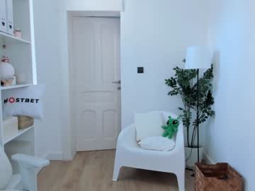 local cam girl eleonora_linn_ image #2710823