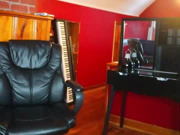 local cam girl elfenemma image #1051974