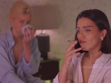 local cam girl _2strangers image #1545639