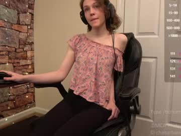 local cam girl its_lily image #573961