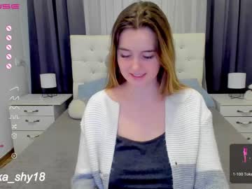 local cam girl emmika_ image #2348947