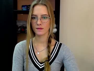 local cam girl lilian_l image #571709