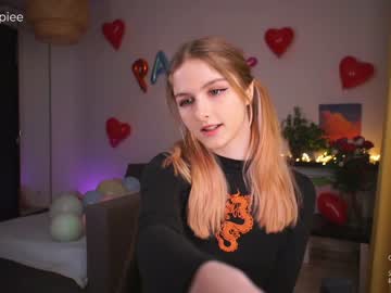 local cam girl pixie_pie image #2404427
