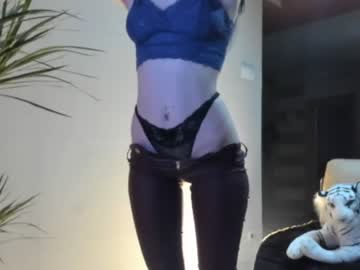 local cam girl sofiaandwonderland image #1468995