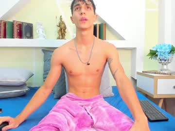 local cam man asher_leee image #774585