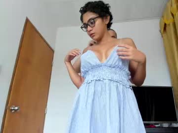 local cam couple sexyandlittlegirl image #1045563