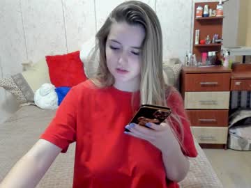 local cam girl emmika_ image #2082360