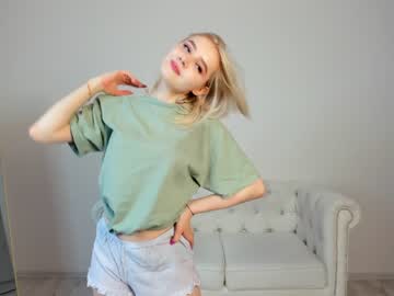 local cam girl oliviabr0wn image #2076758