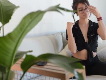 local cam girl lizmreow image #678154