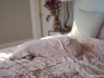 local cam girl _june image #884335