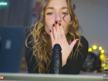 local cam girl _taylor_swift image #2352739