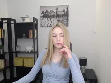 local cam girl little_e_mily image #825989