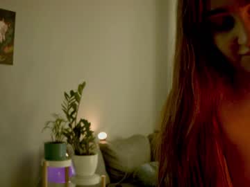 local cam girl hannah_look3r_ image #1044491