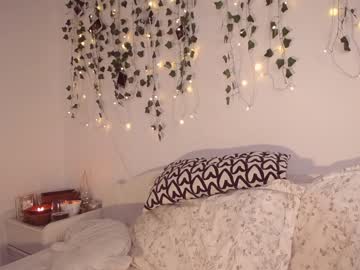local cam girl lillpio image #1815635