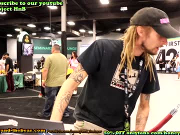 local cam couple honeyand_thebear image #1779312
