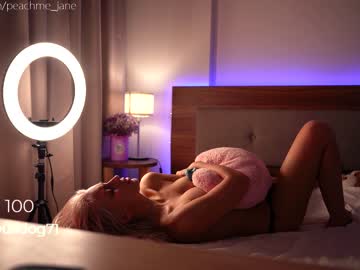 local cam girl peach_me image #320350