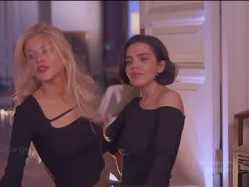 local cam girl _2strangers image #2391813