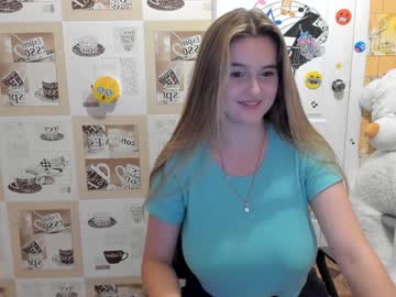local cam girl emmika_ image #1545554