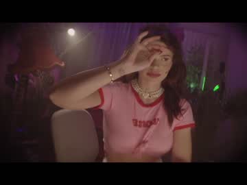local cam girl lucieoude_ image #2485776