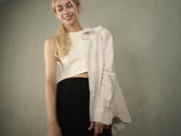 local cam girl cuteelsa_ image #2631737
