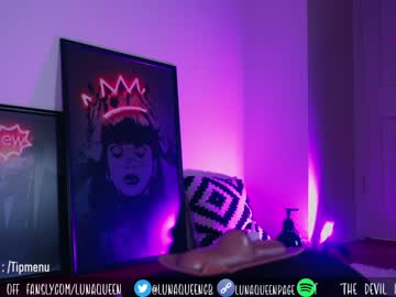 local cam girl lunaqueeeen image #2470861