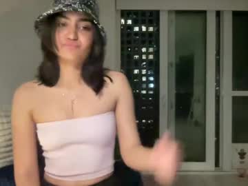 local cam girl spicyraina image #2697544