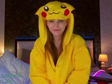 local cam girl queenafina image #898557