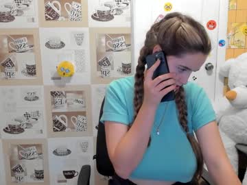 local cam girl emmika_ image #1539744