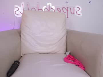 local cam girl princessasiana image #2340363