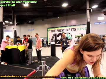 local cam couple honeyand_thebear image #1775517
