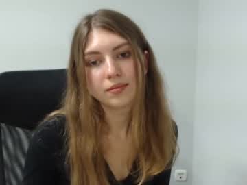 kamila_loca local cam