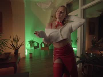 local cam girl chillwithkira image #515949