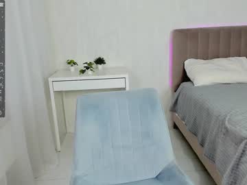 local cam girl alisaa_1 image #2056312